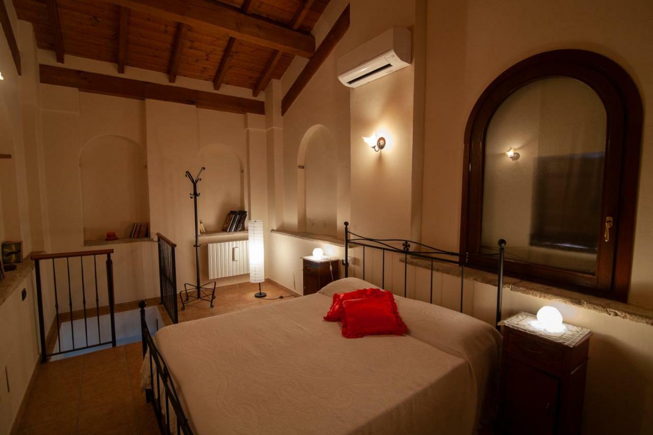 La Finestra Sul Castello Hotel Soave  Exterior foto